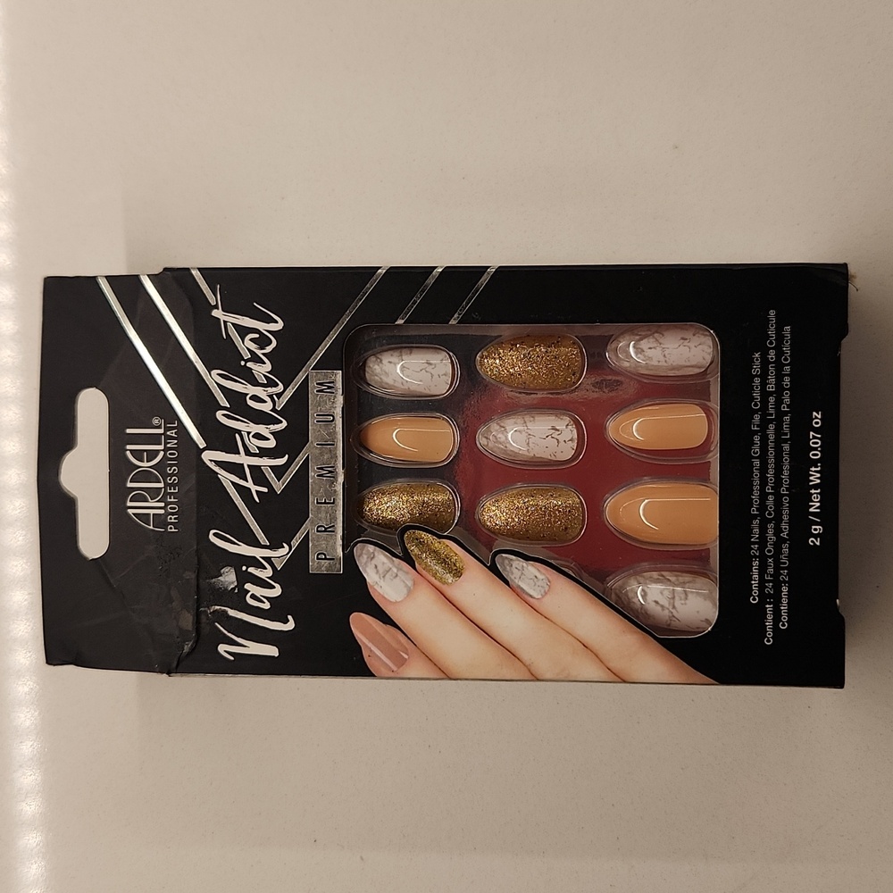 Ardell professional nail addict